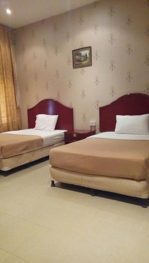 Bahrain Plaza Hotel Manama Eksteriør billede