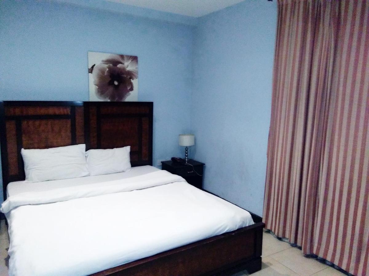 Bahrain Plaza Hotel Manama Eksteriør billede